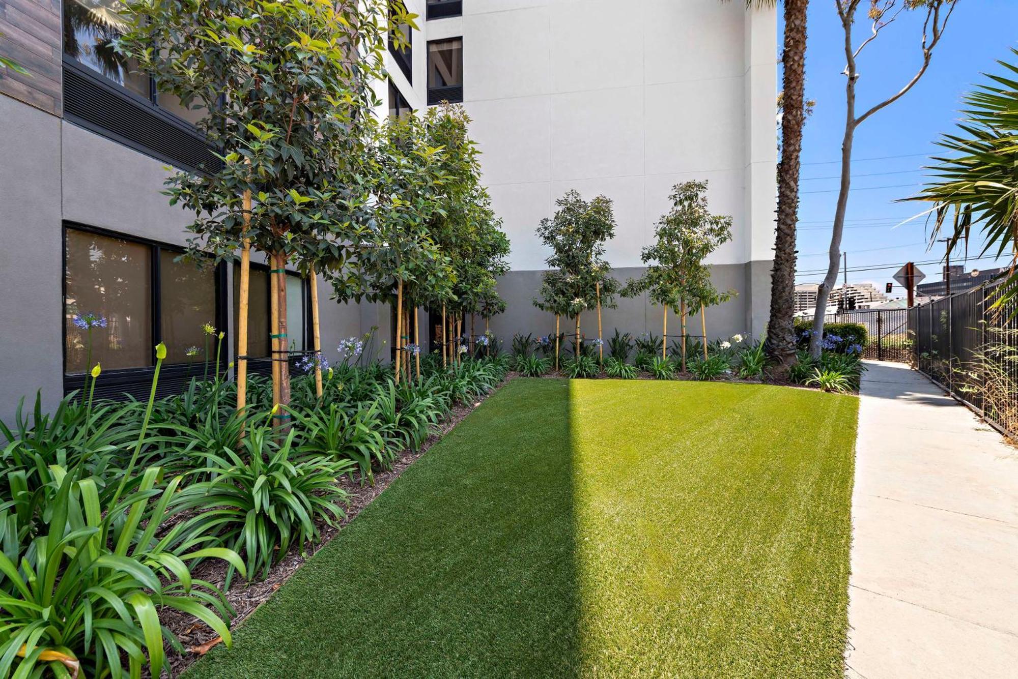 Hampton Inn Los Angeles Airport Lennox Exterior foto